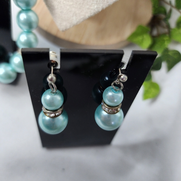 Aqua Blue Glass Pearl and Rhinestone Necklace Earrings and Bracelet Set - Picture 9 of 15
